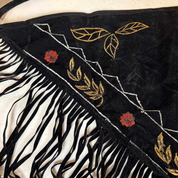 New Dia De Los Muertos Black Faux Suede Embroidered Triangle Scarf with Fringe - Picture 4 of 9